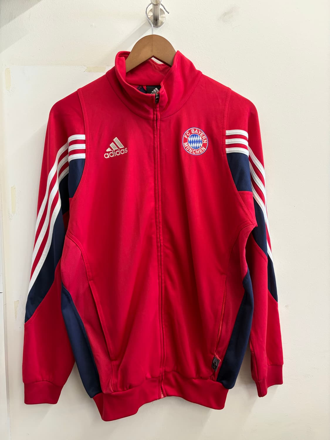 N78. 아디다스 뮌헨 져지트랙탑 상품이미지1