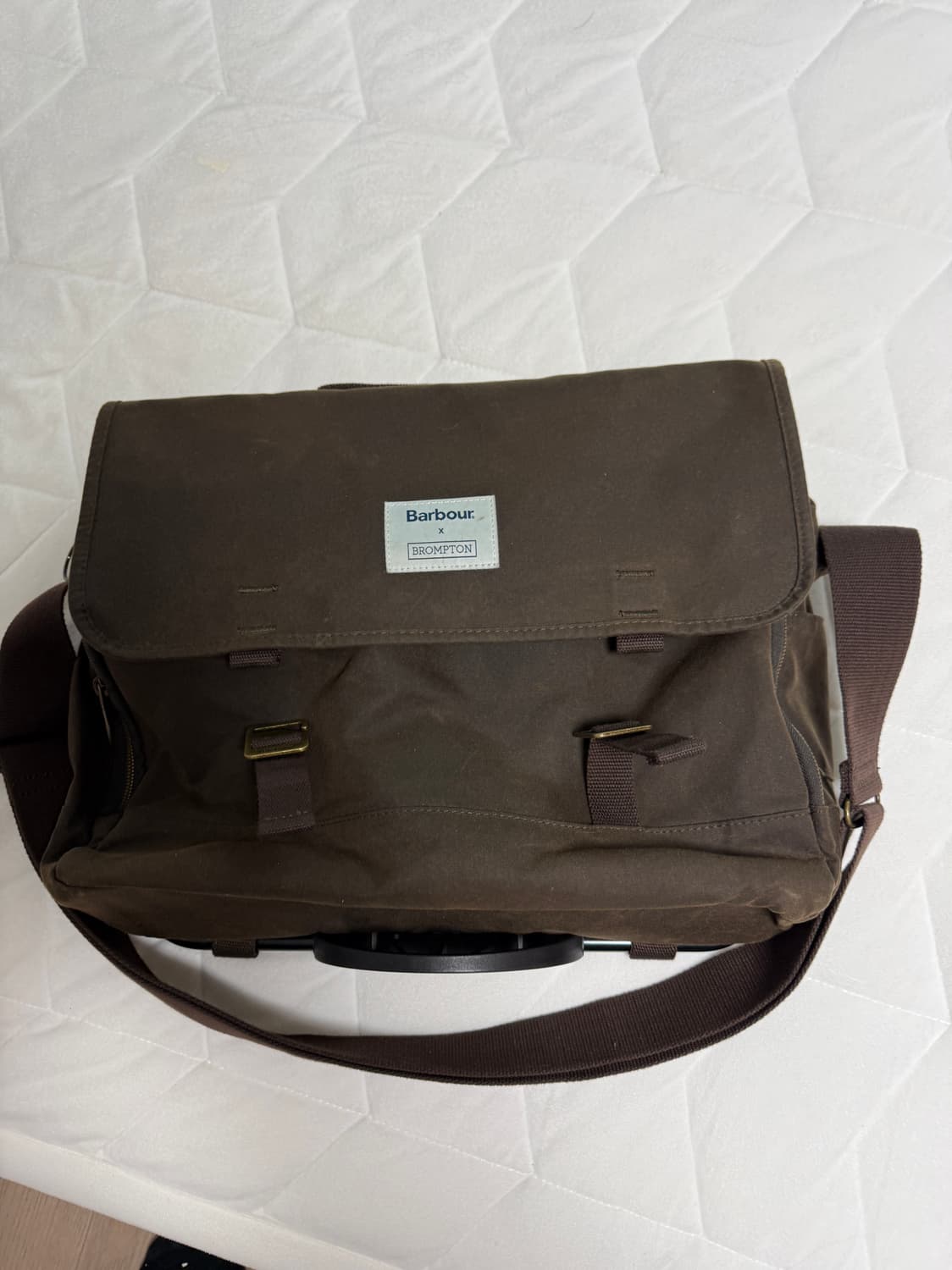 브롬톤 바버 시티백 올리브 상품이미지1