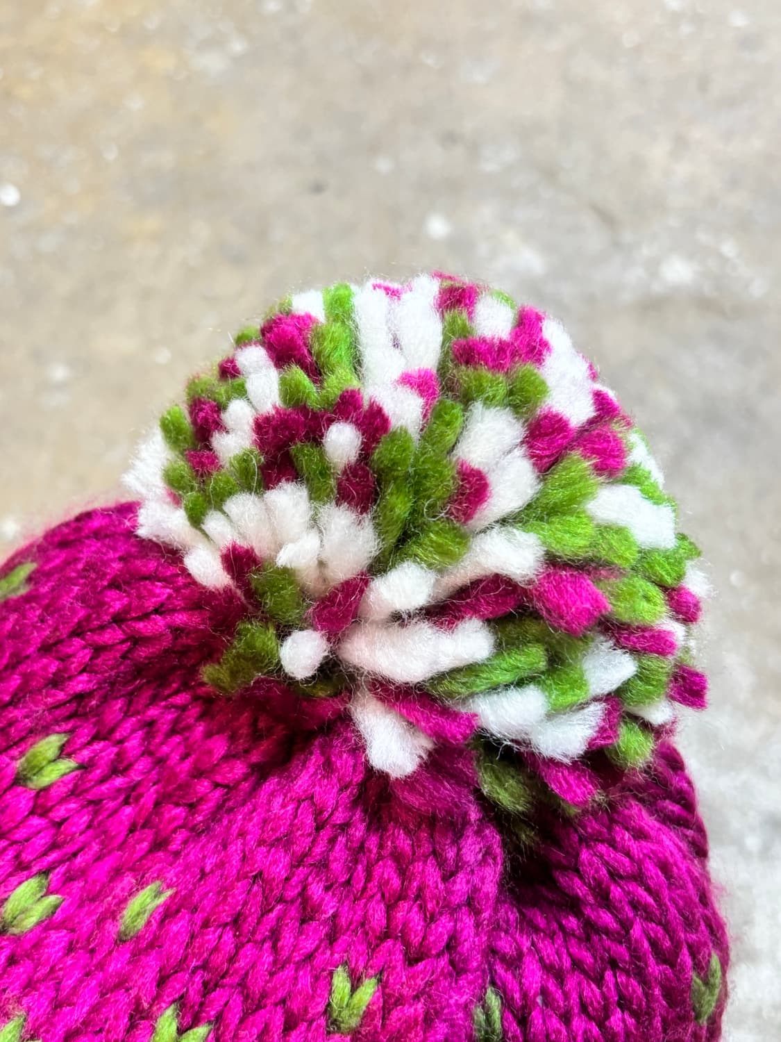 살로몬 폼폼 비니 상품이미지5