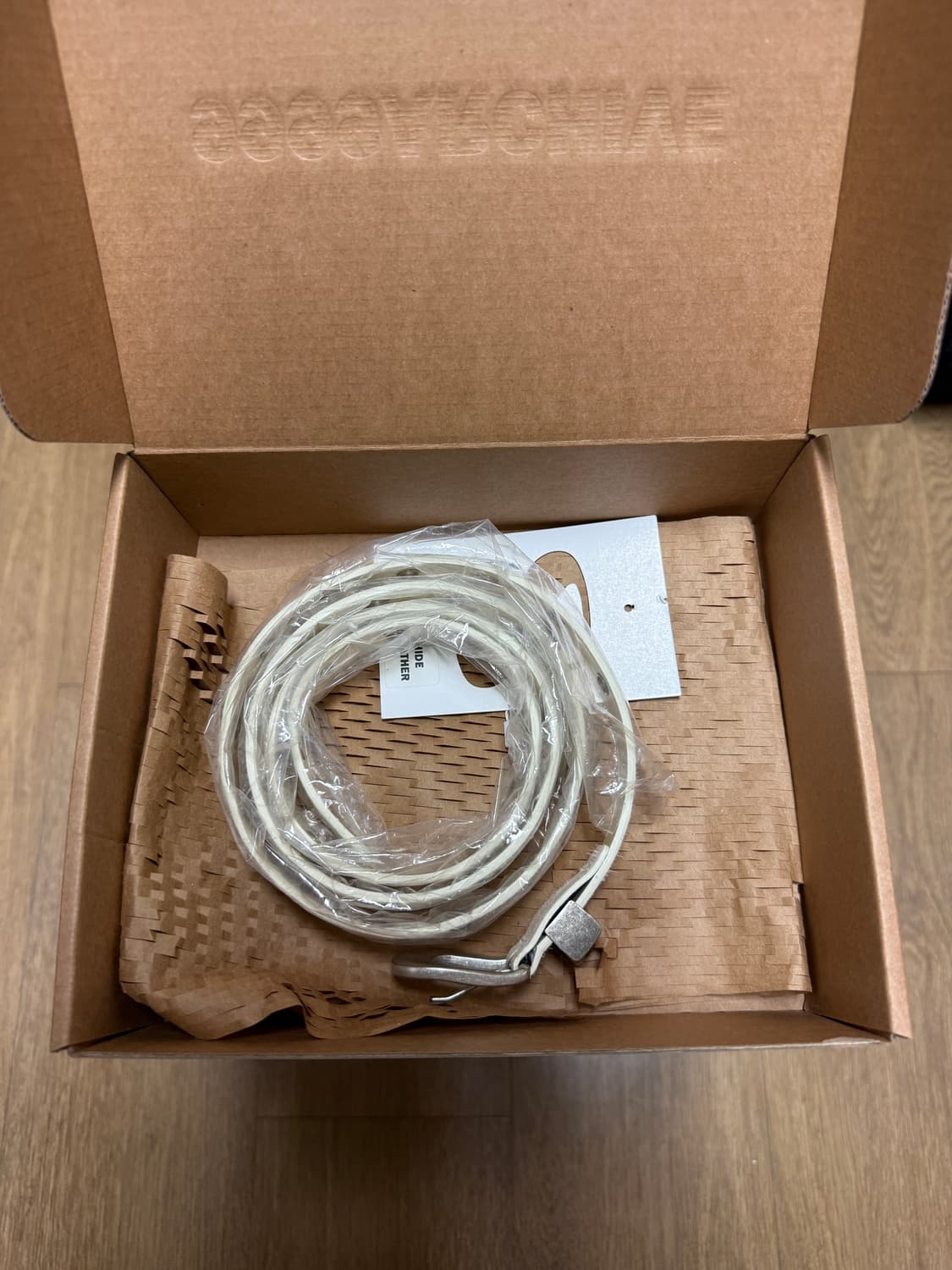 9999아카이브 송치 아일렛 벨트 화이트 슬림 상품이미지1