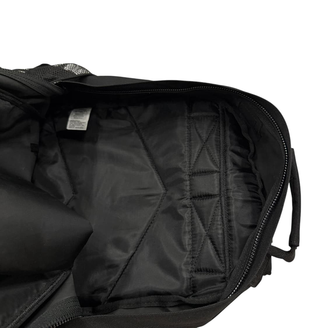 칼하트 WIP 킥플립 백팩 가방 블랙 상품이미지3