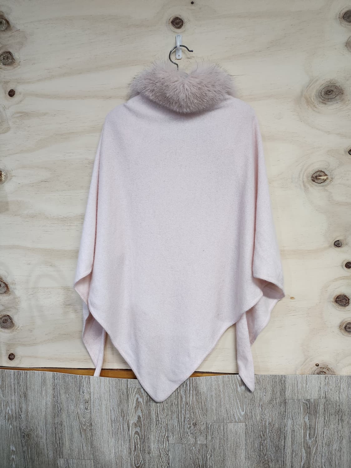 아사벨라지 ISABELLA G 캐시미어100 폭스퍼 케이프 망토 상품이미지2