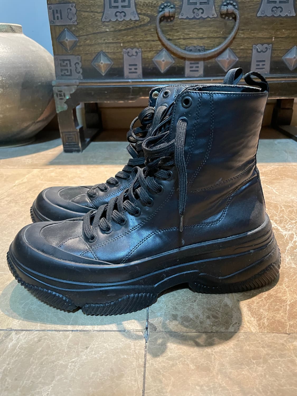 (새상품)자라 트랙솔 레이스업 부츠 zara 39사이즈 (250~255) 상품이미지3