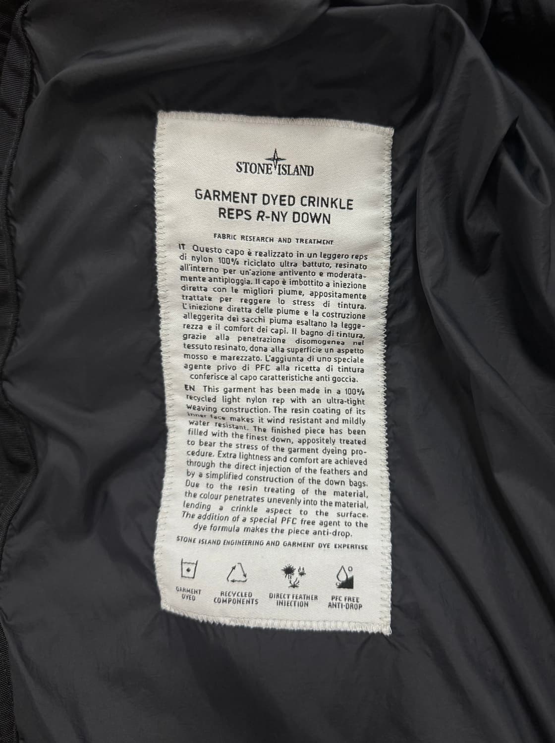 스톤아일랜드 22fw 크링클랩스 패딩 블랙 L 상품이미지6