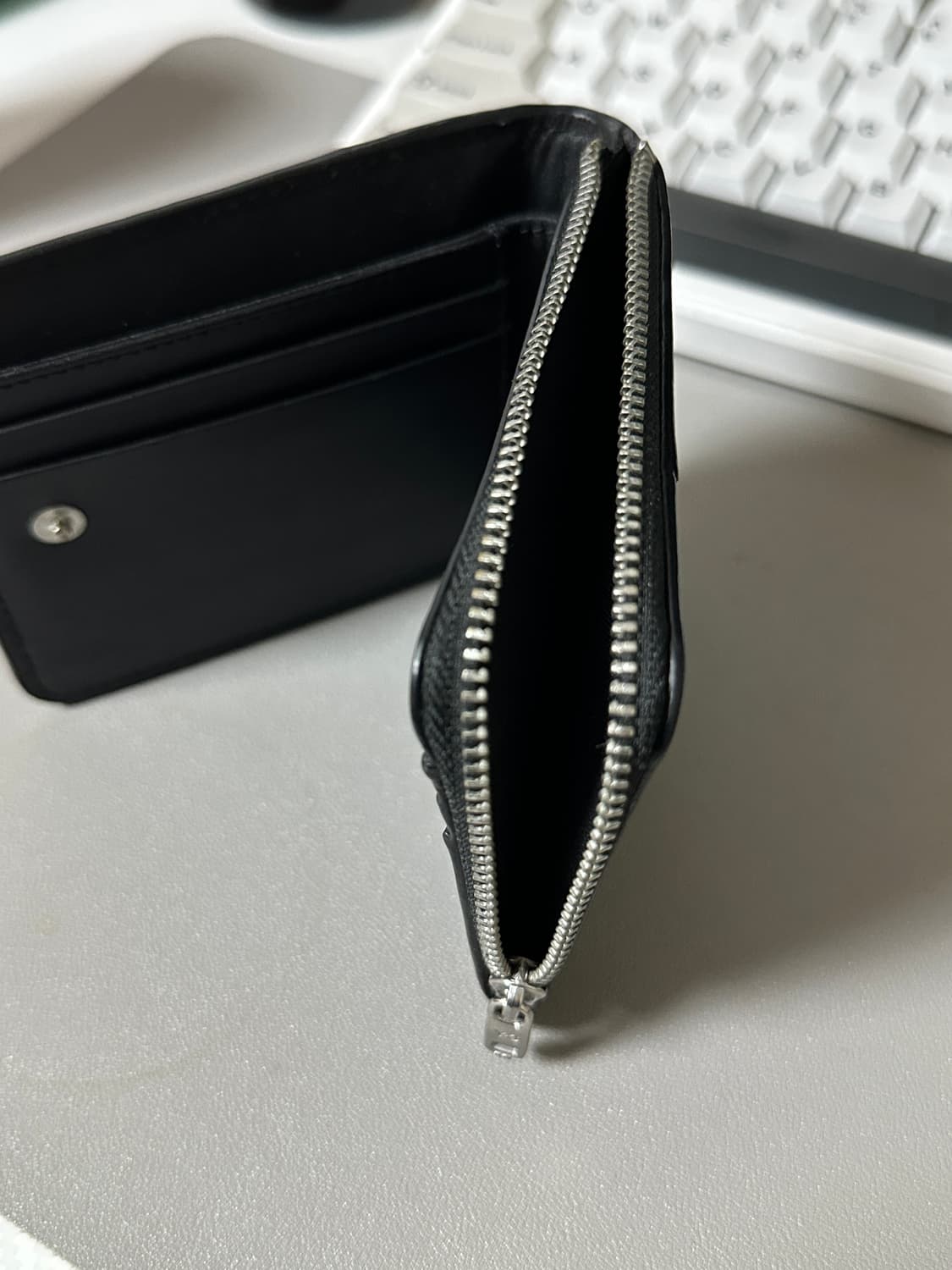 y-3 와이쓰리 와삼 요지야마모토 아디다스 지갑 상품이미지4