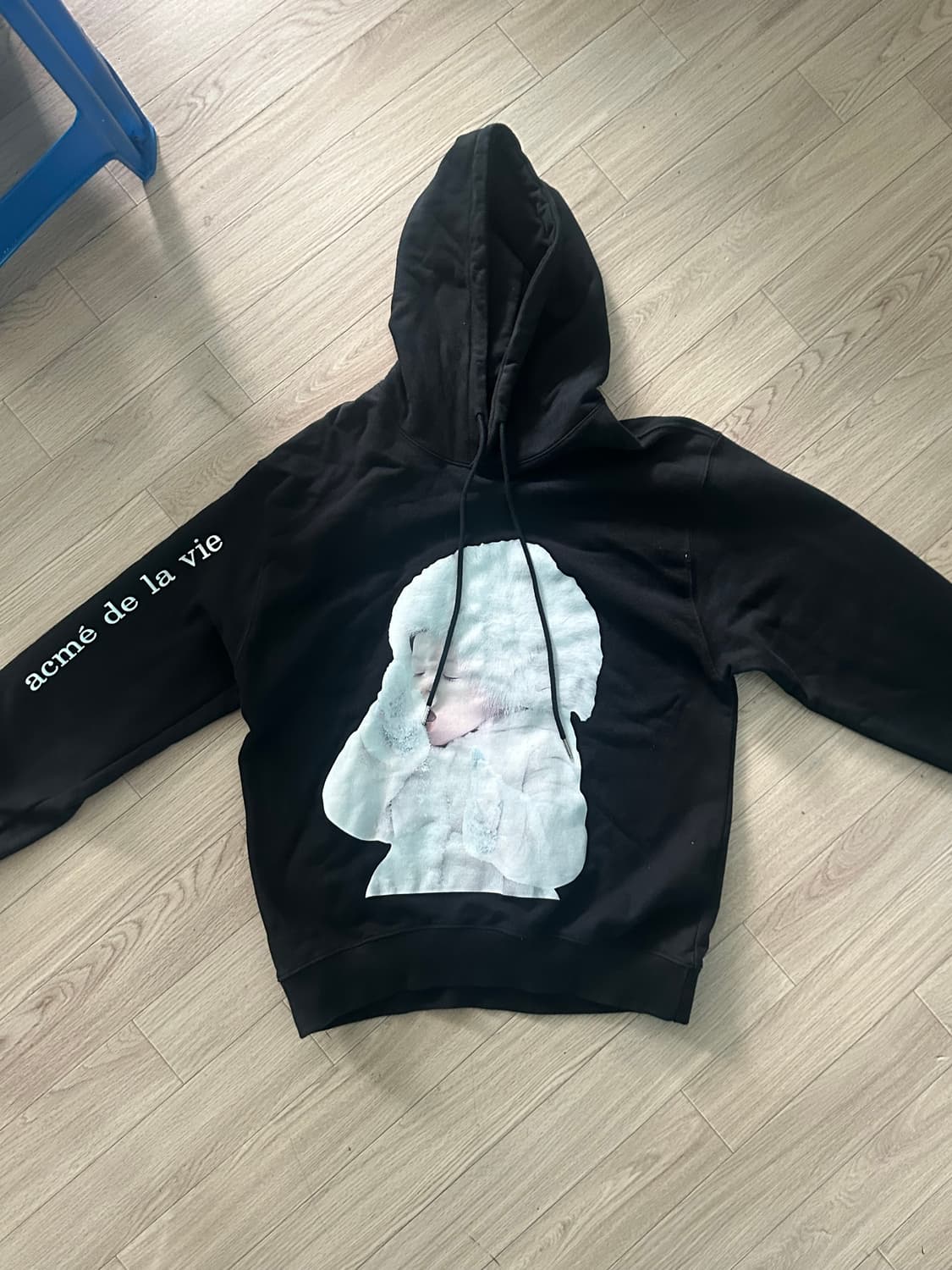 아크메드라비 ADLV BABY FACE HOODIE BLACK SNOW 상품이미지1