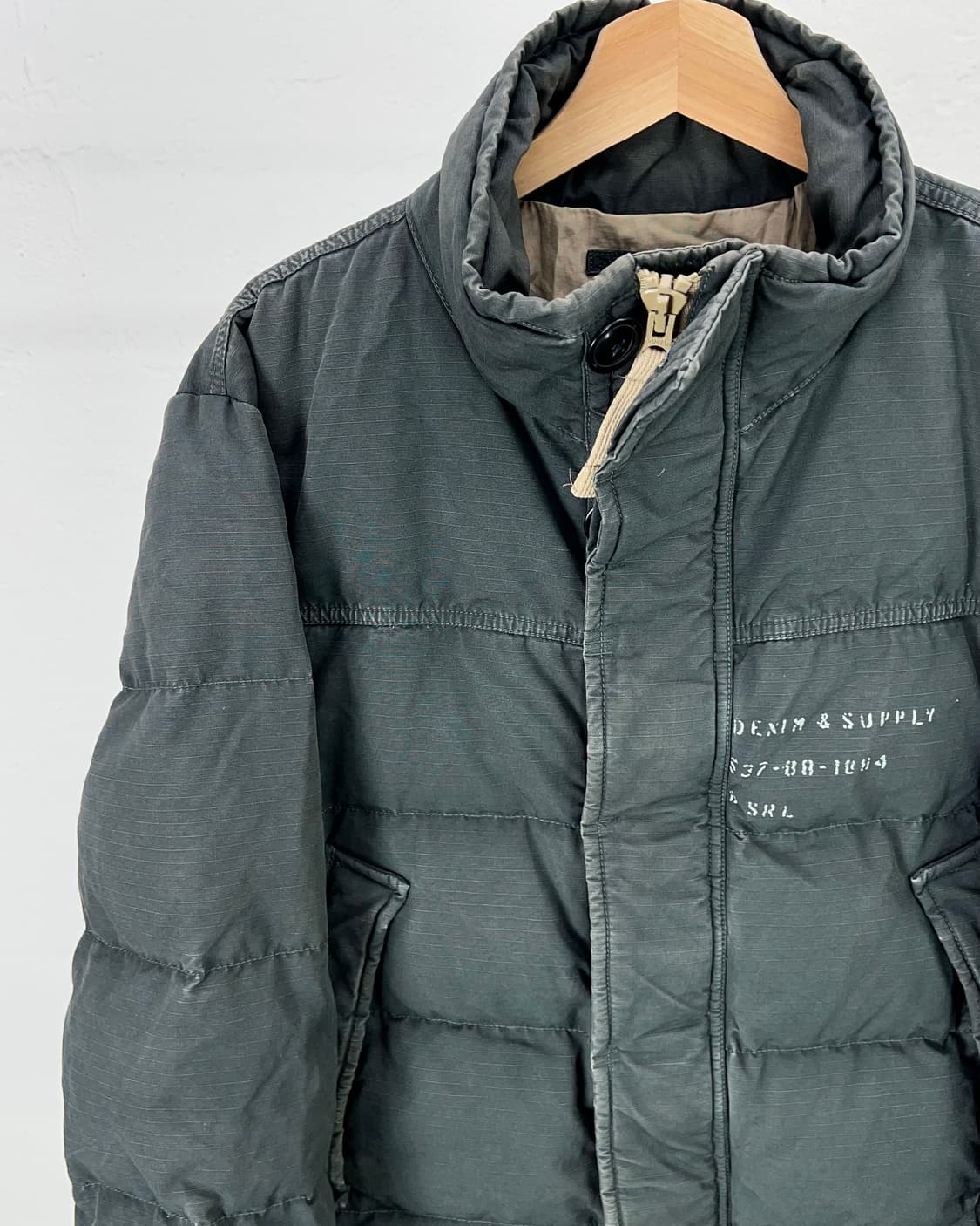 데님 앤 서플라이 립스탑 덕 다운 밀리터리 푸퍼 구스 패딩 상품이미지2
