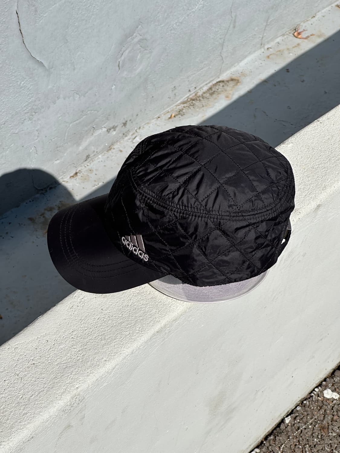 [M] 아디다스 블랙 퀼팅 볼캡 모자 상품이미지3
