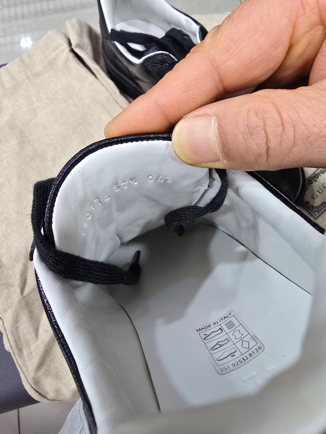 [정품] 구찌 블랙 GG 에이스 유광 스니커즈 760775 상품이미지7