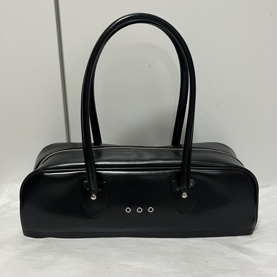 꼼데가르송 26ss 아일렛 롱 핸들백 미디움/블랙 상품이미지4