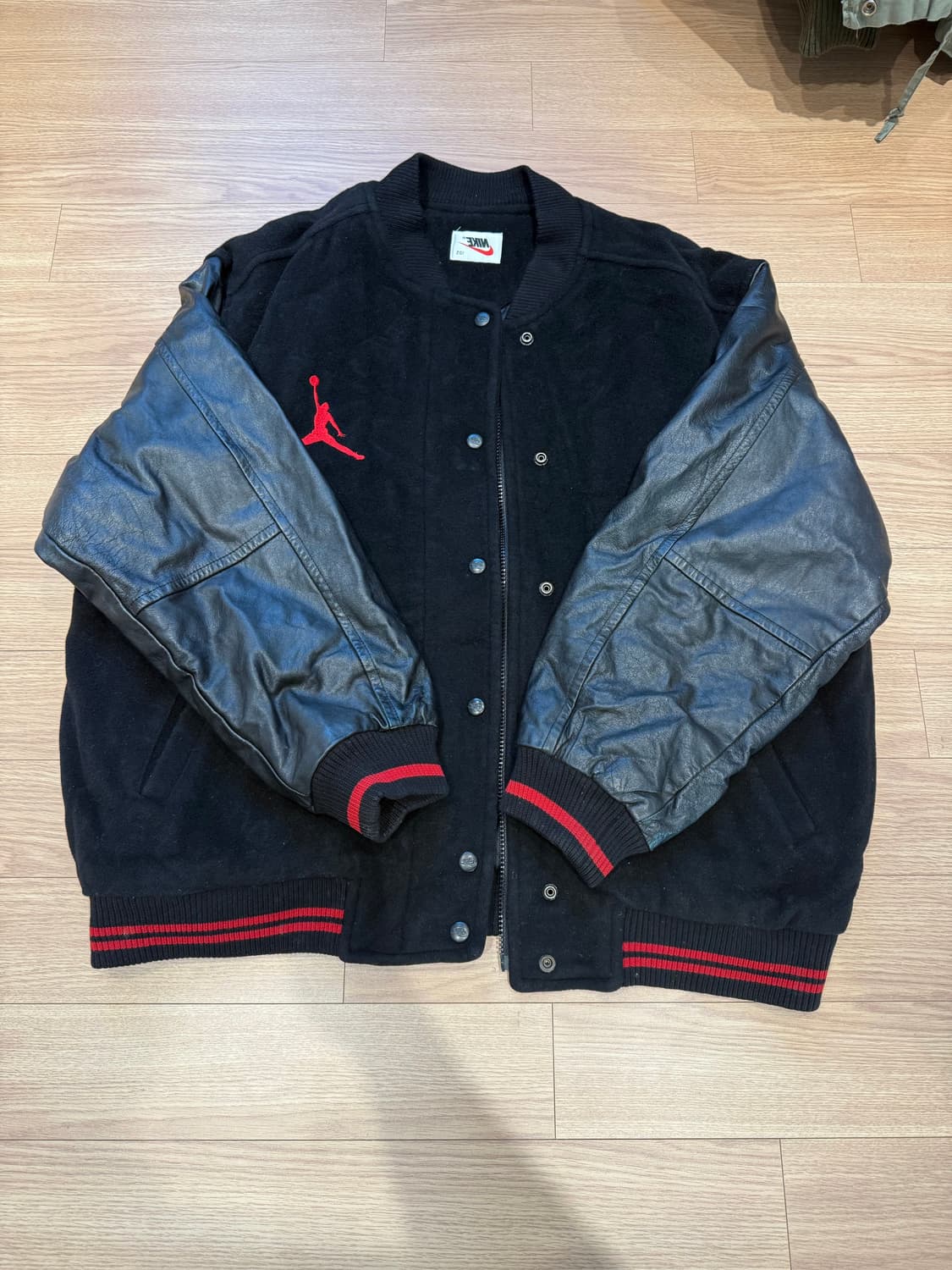나이키 90s No.23 조던 점프맨 울 바시티 자켓 상품이미지1