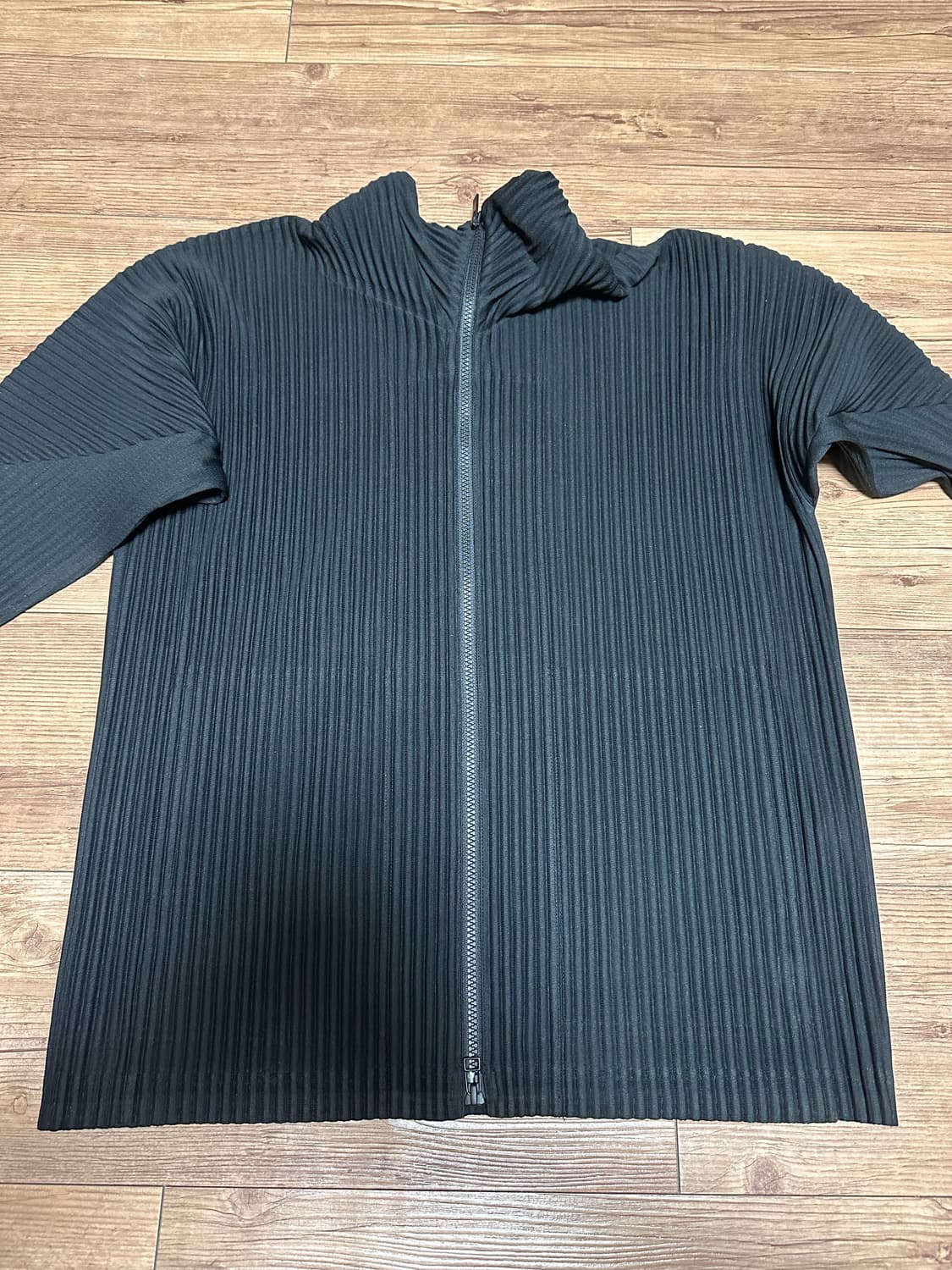 이세이미야케 옴므플리세 집업 3 상품이미지1