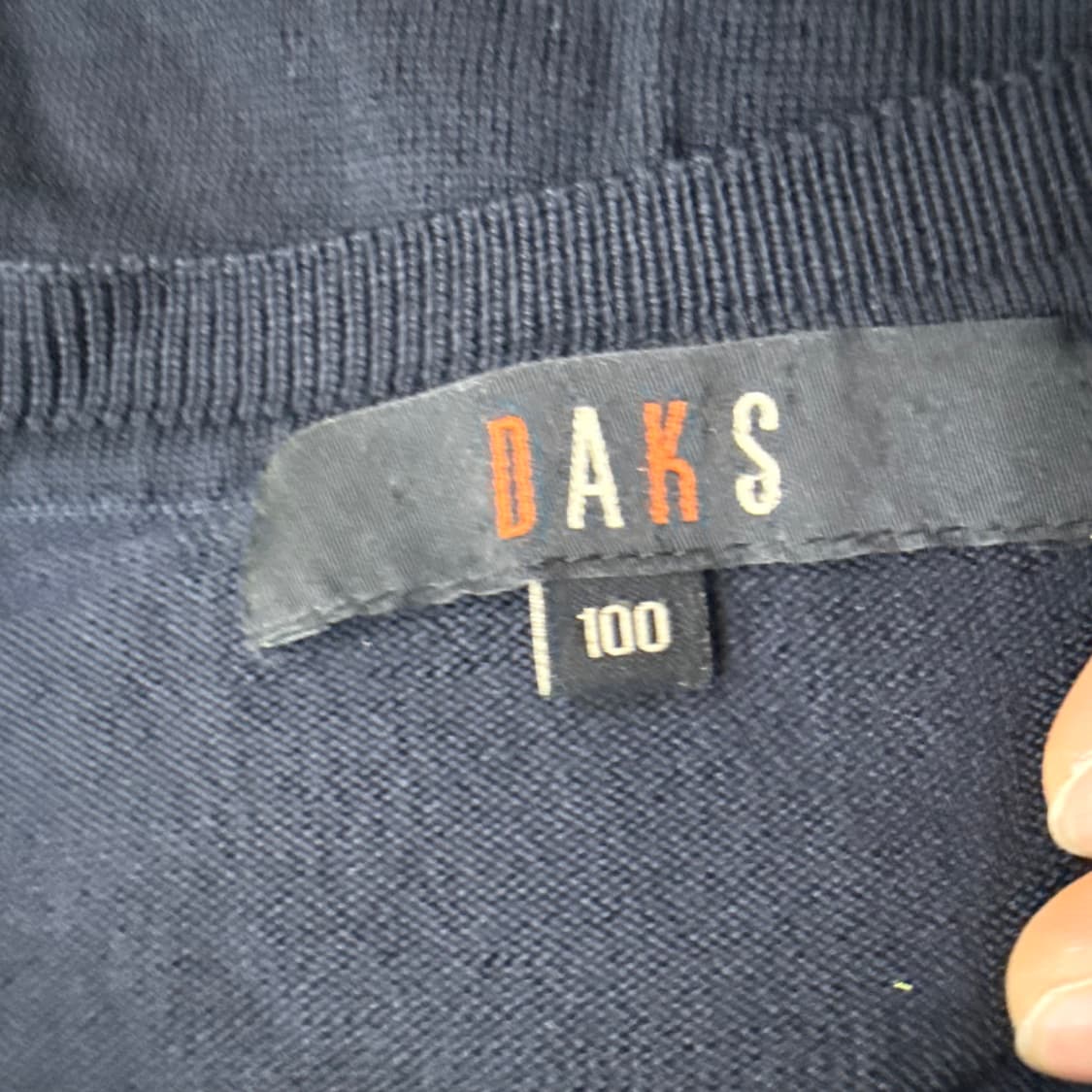 100 닥스 브이넥 니트 베스트 0330T 상품이미지3