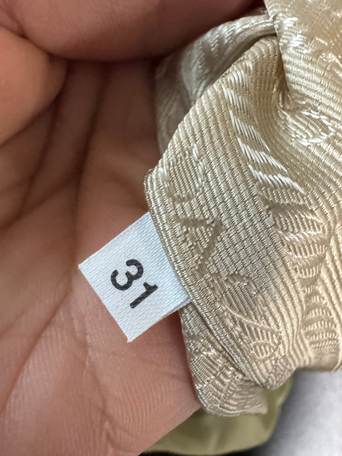 프라다 포코노 리나일론 백팩 투포켓 상품이미지8