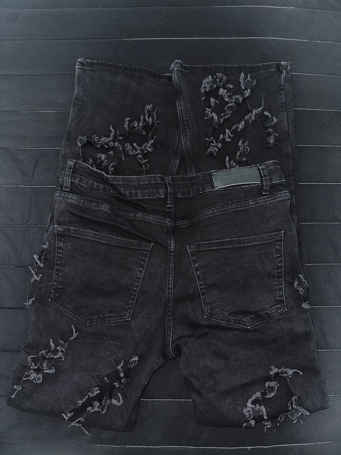 [UNISEX] 오웬 데미지 블랙진 상품이미지4