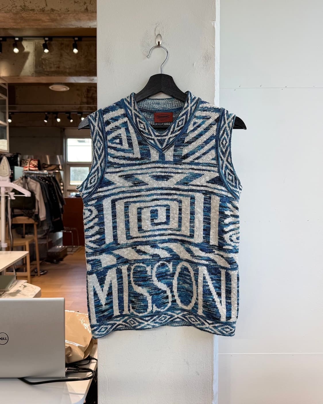 미쏘니 블루 에스닉 패턴 니트 베스트 상품이미지2