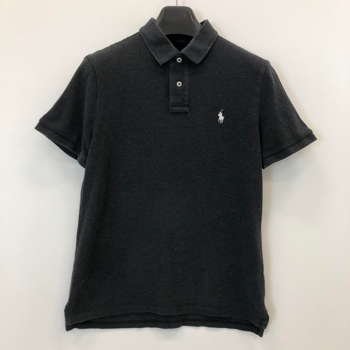 폴로 랄프로렌 [QR]백화점판 화이트포니 피케 카라티 M 상품이미지1