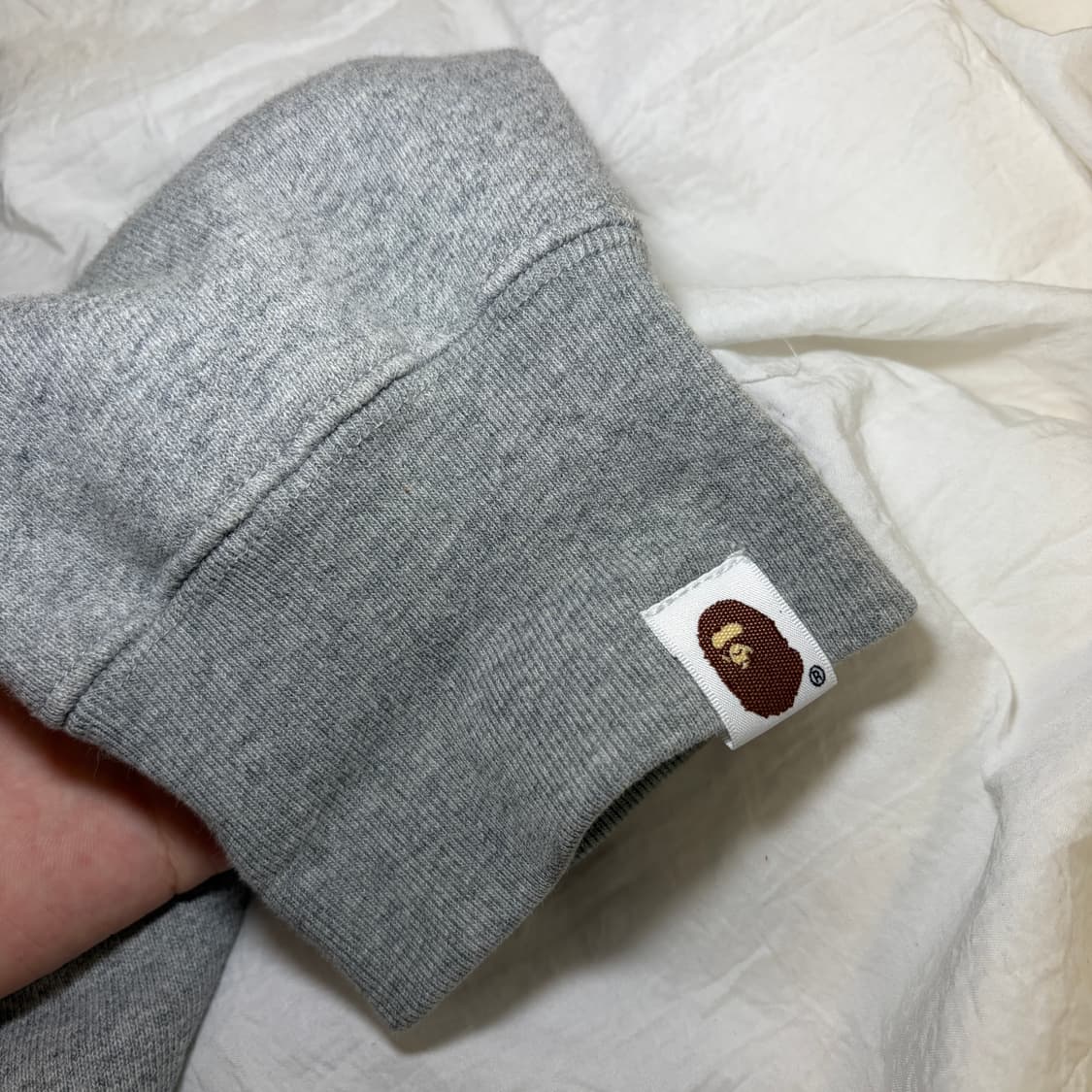 베이프 MULTI EMBLEM FULL ZIP HOODIE 상품이미지9
