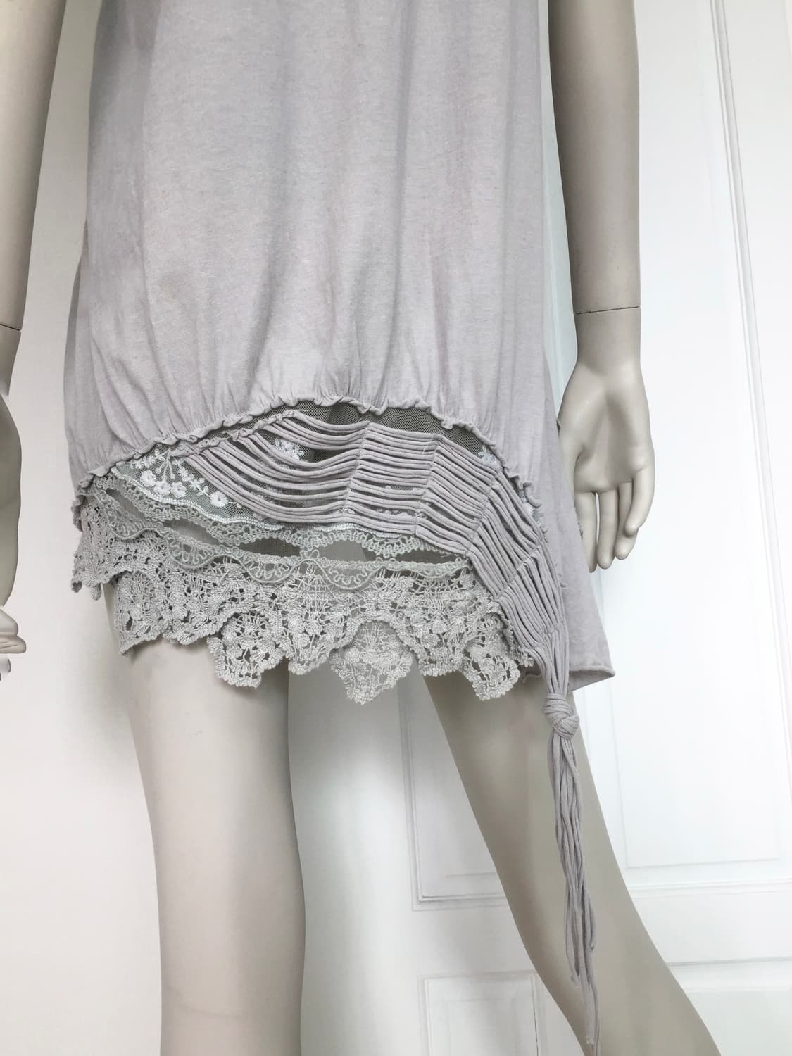 Vintage Crochet Detail Grey Blue Top 상품이미지4