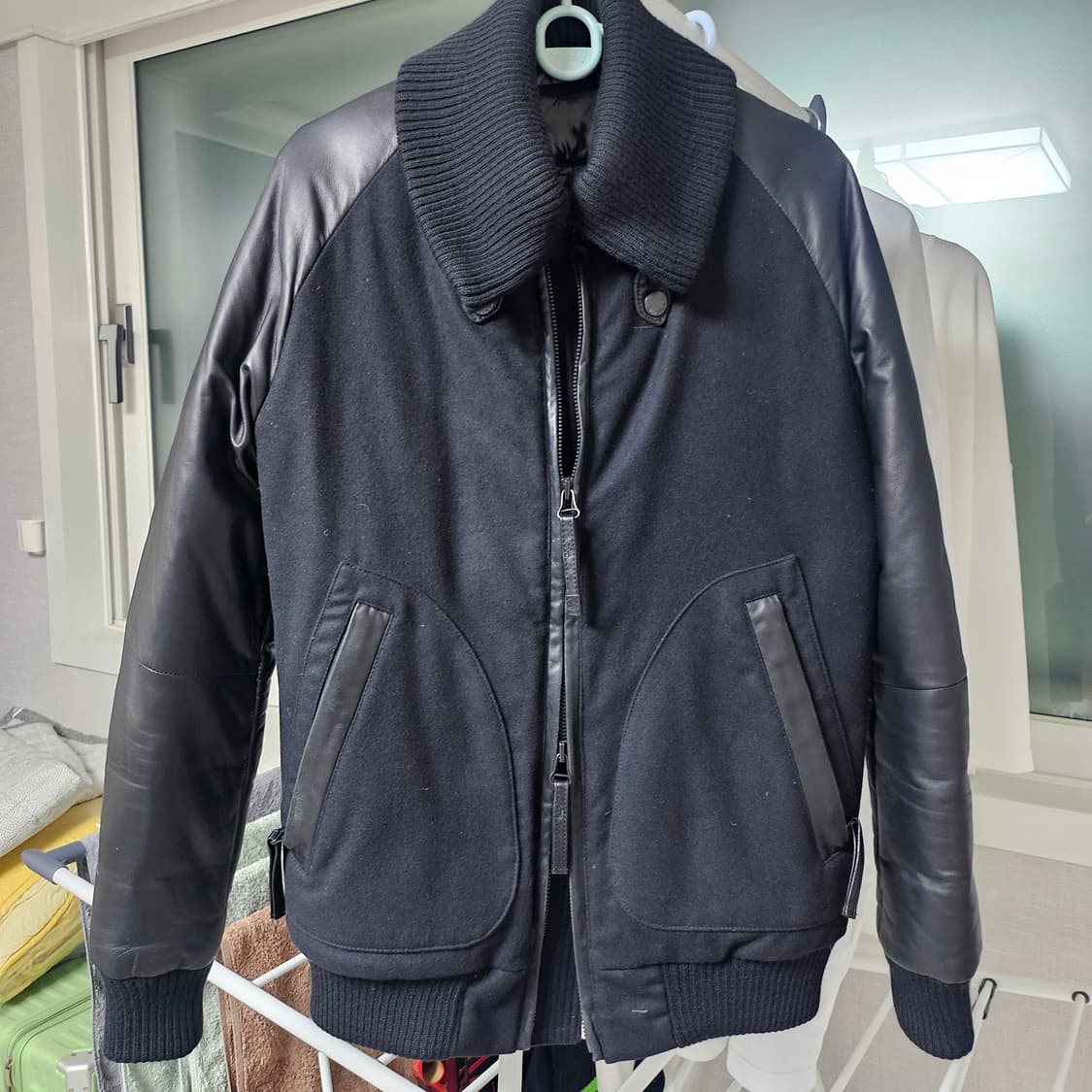 듀베티카 모직 양가죽배색 다운 점퍼 상품이미지1