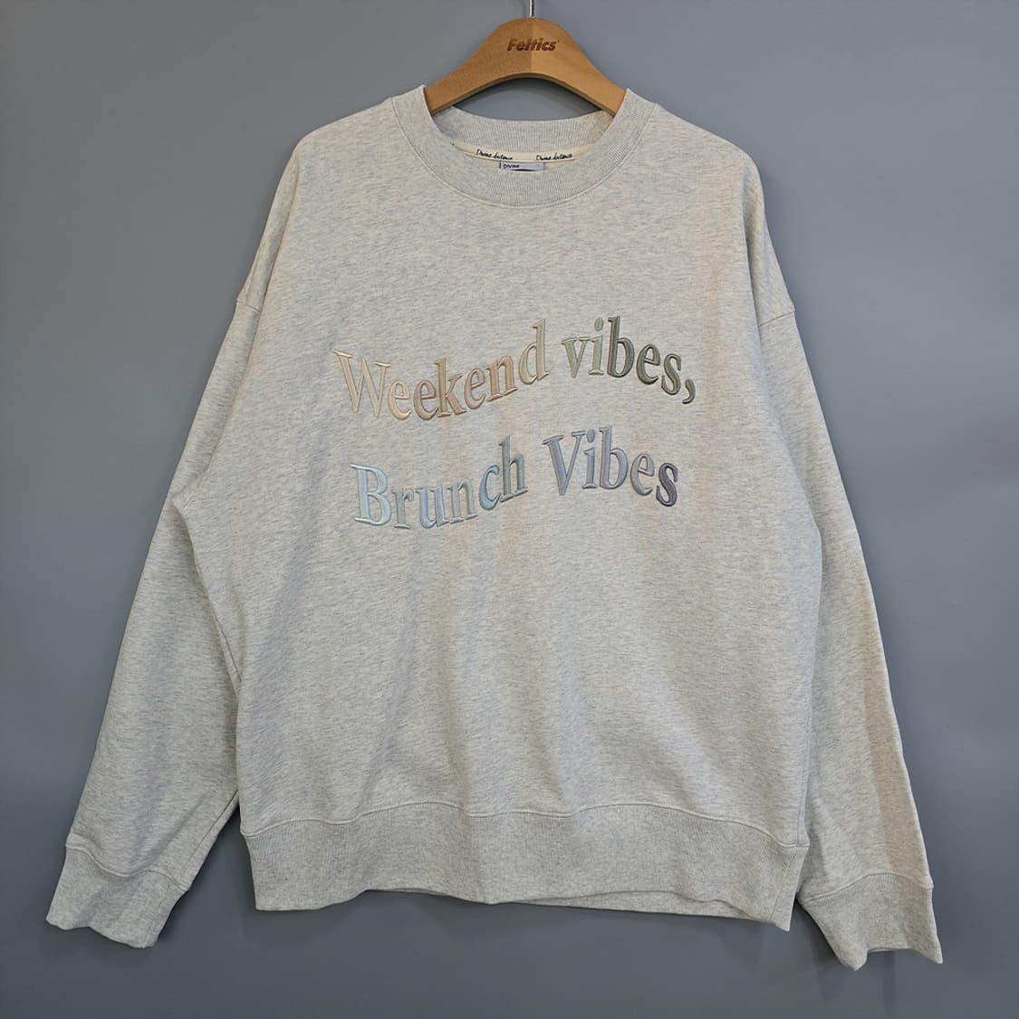 디바인디스턴스(DIVINE DISTANCE) 레터링 맨투맨 L 상품이미지1