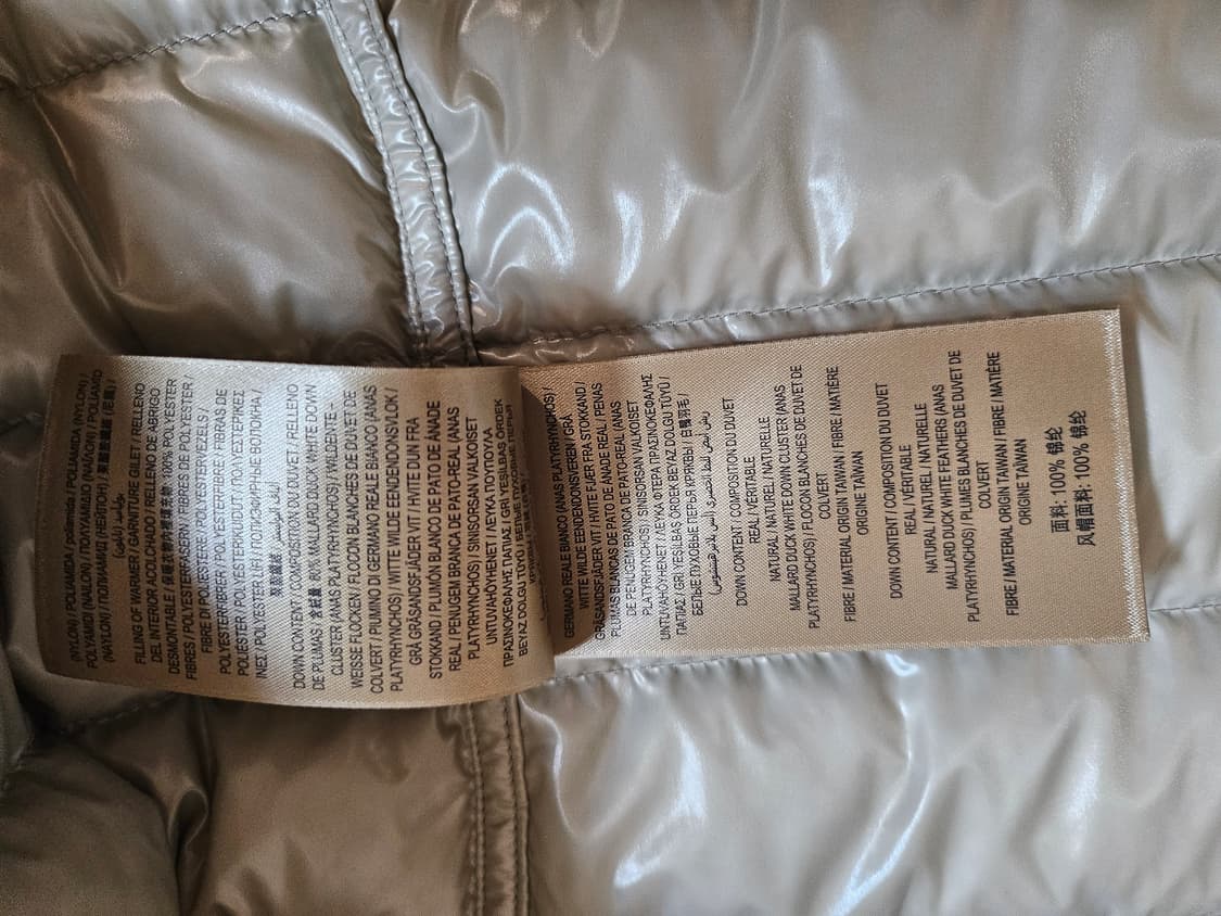 버버리 경량패딩  상품이미지10