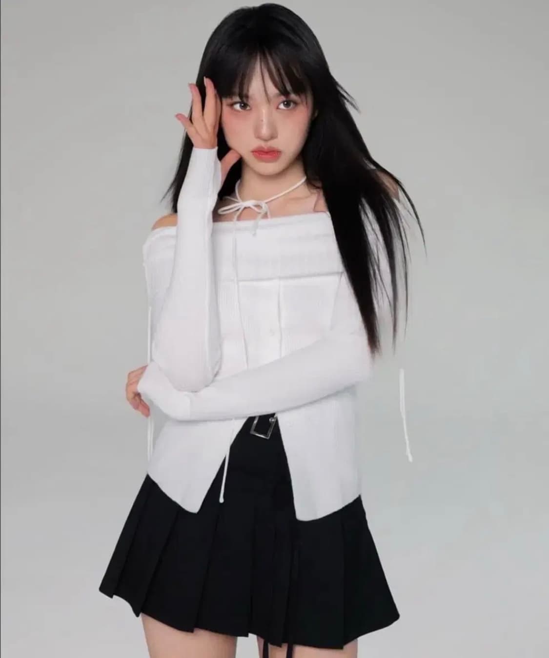 뉴얼린 스트링 셔링 버튼 오프숄더니트 상품이미지1