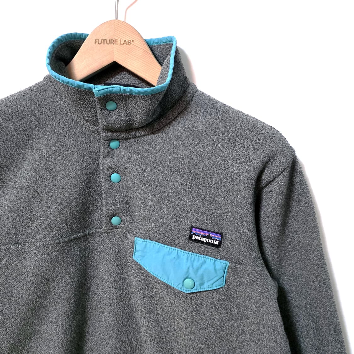 [W/S] 파타고니아 신칠라 스냅티 플리스 풀오버 틸 그레이 상품이미지3