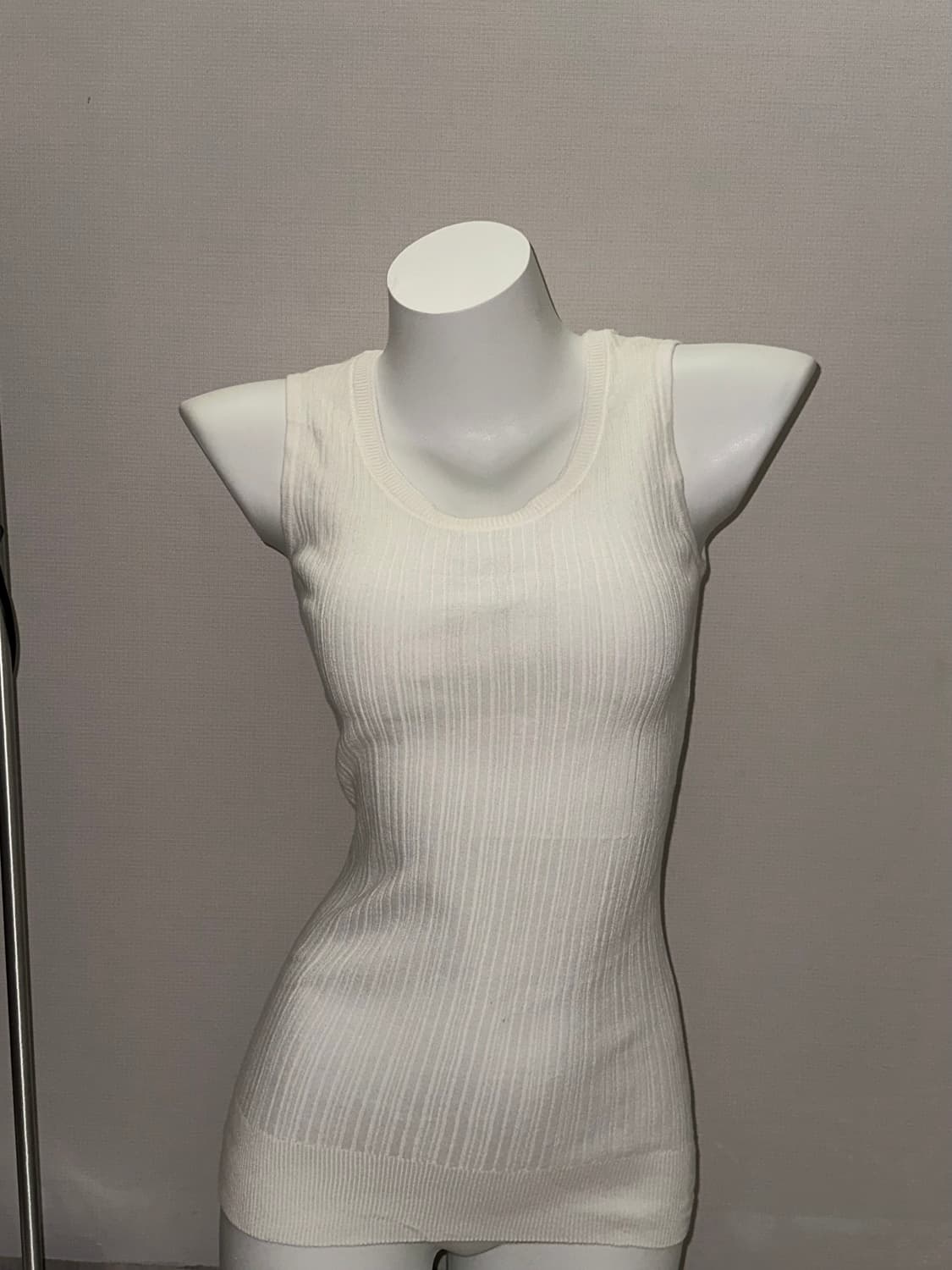 빈티지 딱붙 니트 슬리브리스 상품이미지1