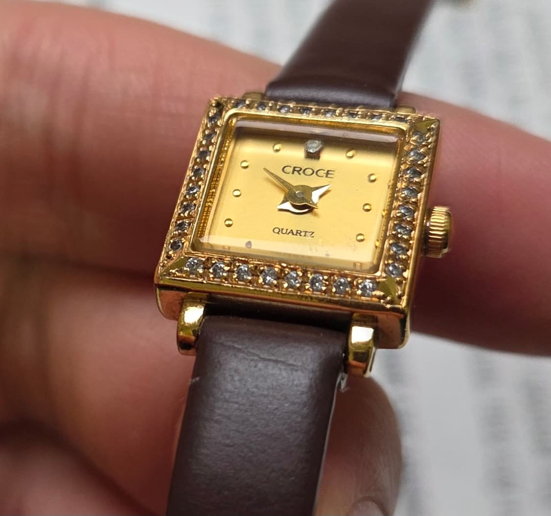 빈티지 크로체(CROCE) 미니탱크 골드다이얼 쿼츠 여성용 
 상품이미지7