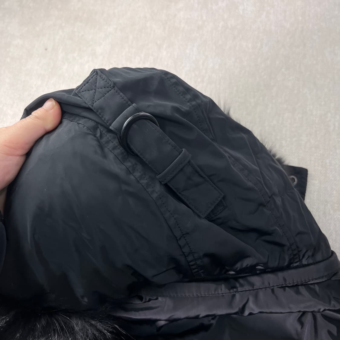 100 무스너클 스틸링 블랙 폭스퍼 구스다운 롱패딩 상품이미지8