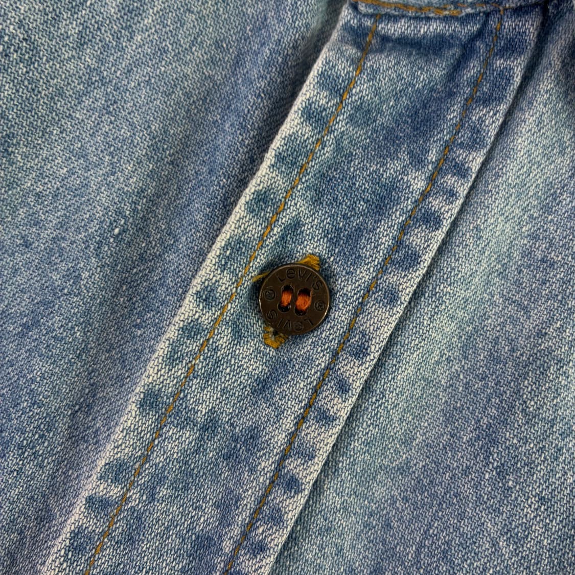 Levi's  리바이스 90,s 오렌지탭 워시드 데님셔츠  상품이미지4