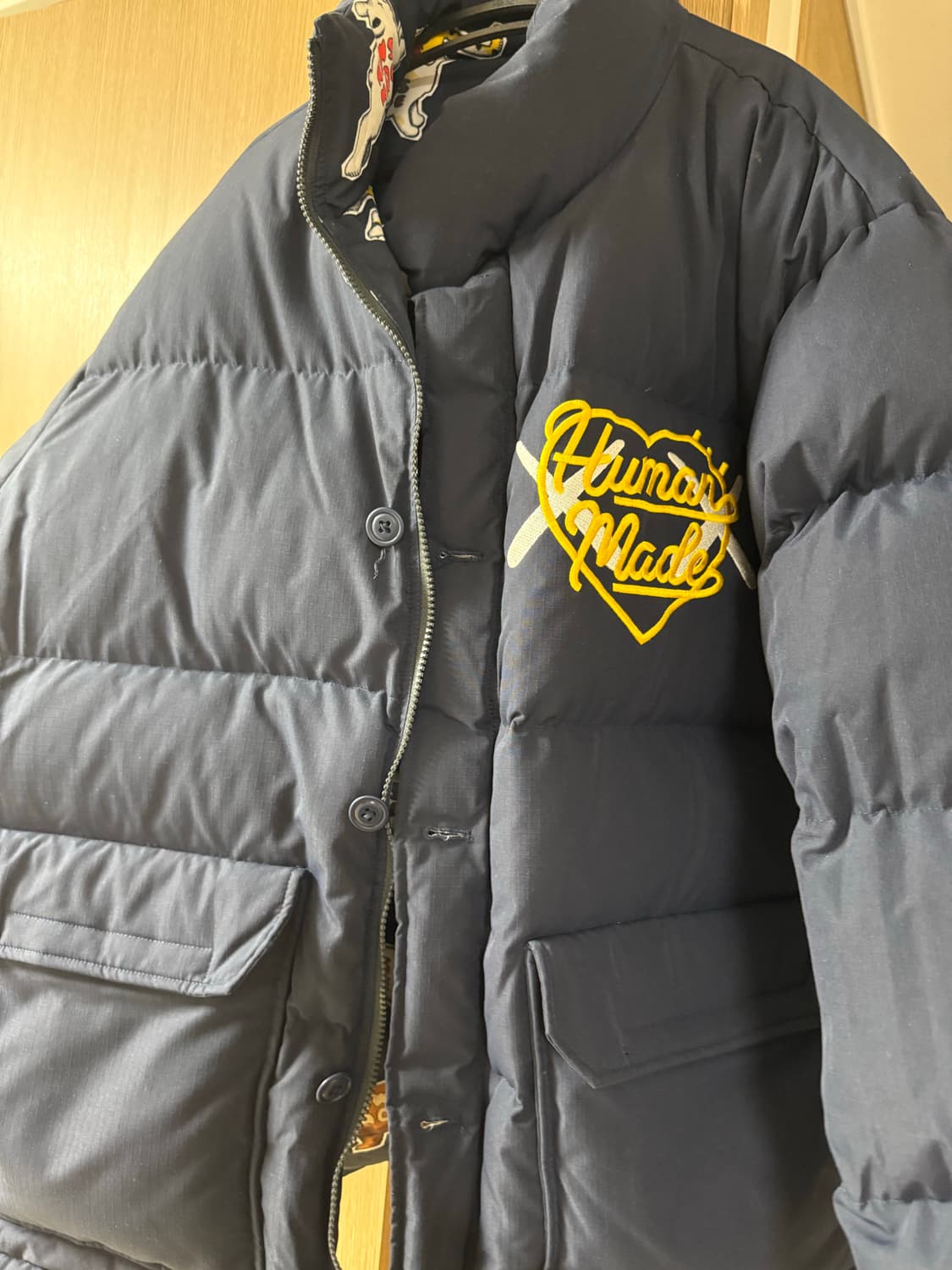 (2XL)휴먼메이드x카우스 리버시블 패딩 팝니다 상품이미지1