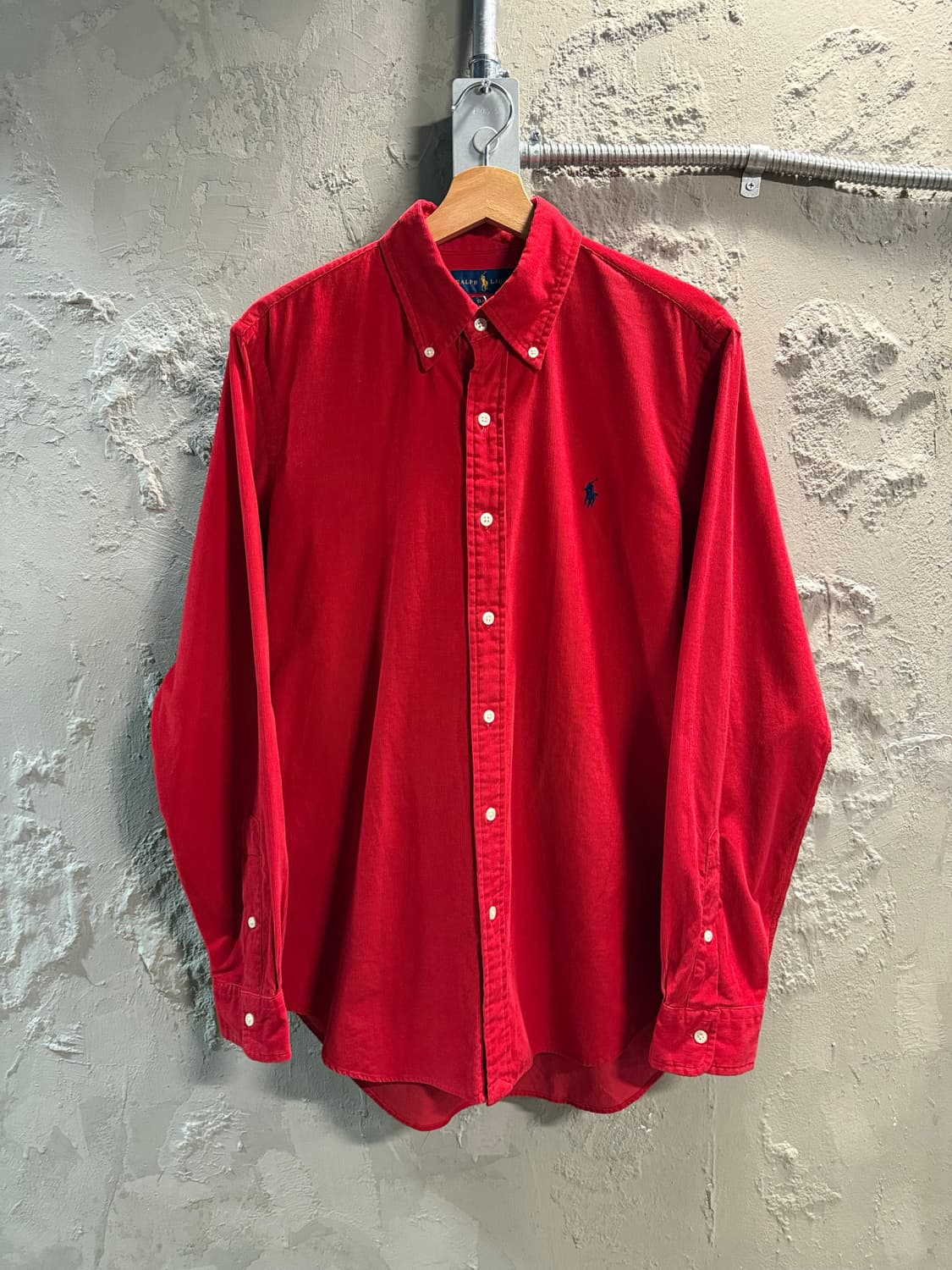 M 폴로 랄프로렌 POLO 클래식핏 코듀로이 버튼다운 셔츠 레드 상품이미지1