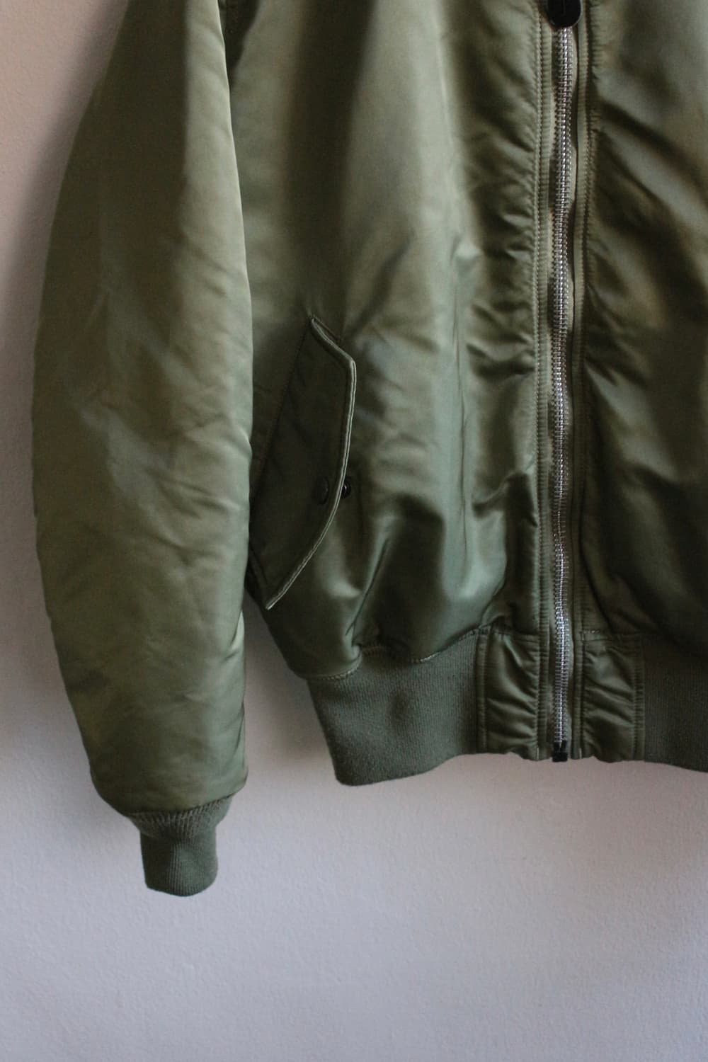 알파 인더스트리 MA-1 자켓 상품이미지5