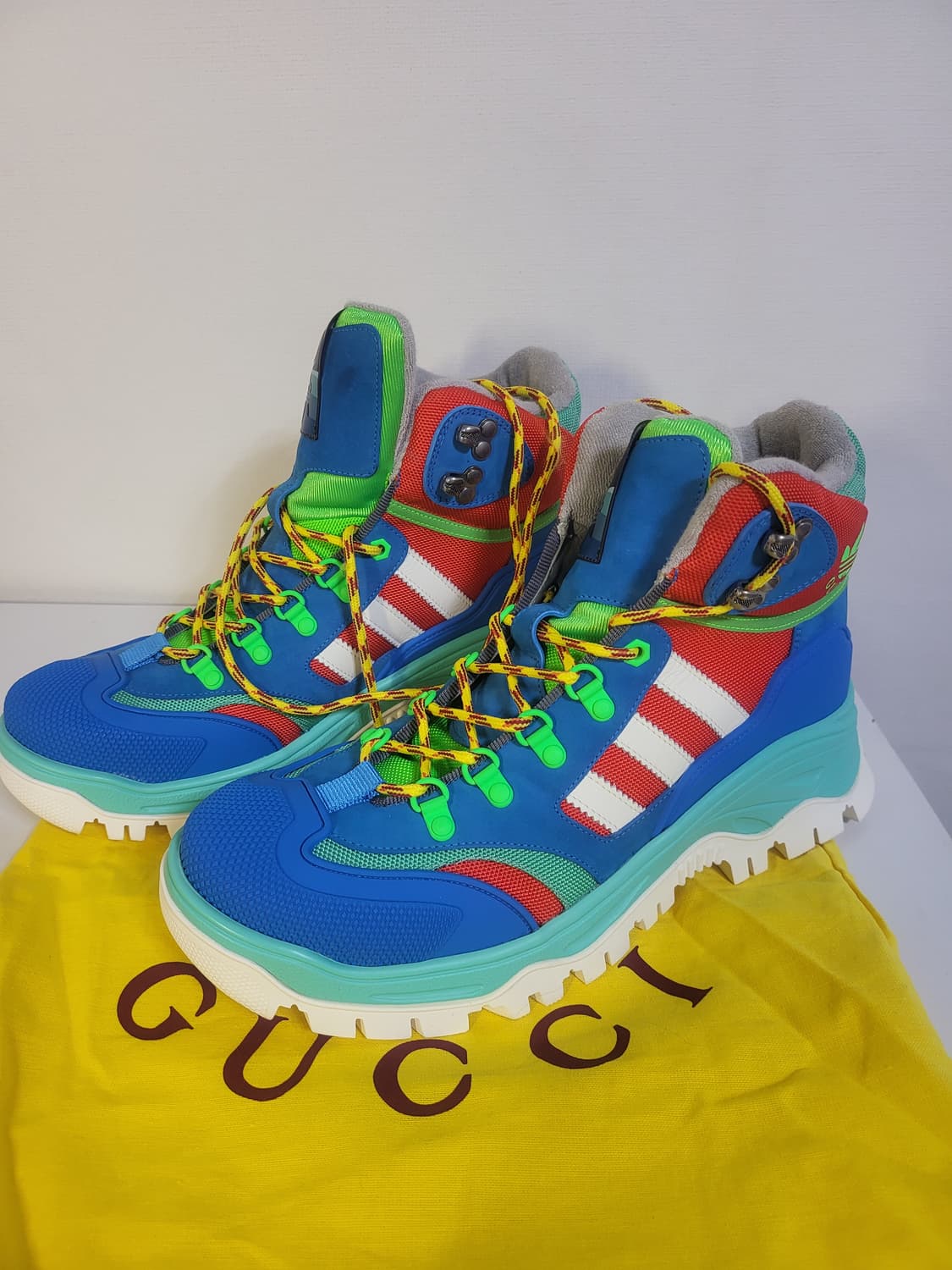 구찌 X 아디다스 레이스업부츠 멀티컬러 사이즈 10 상품이미지1