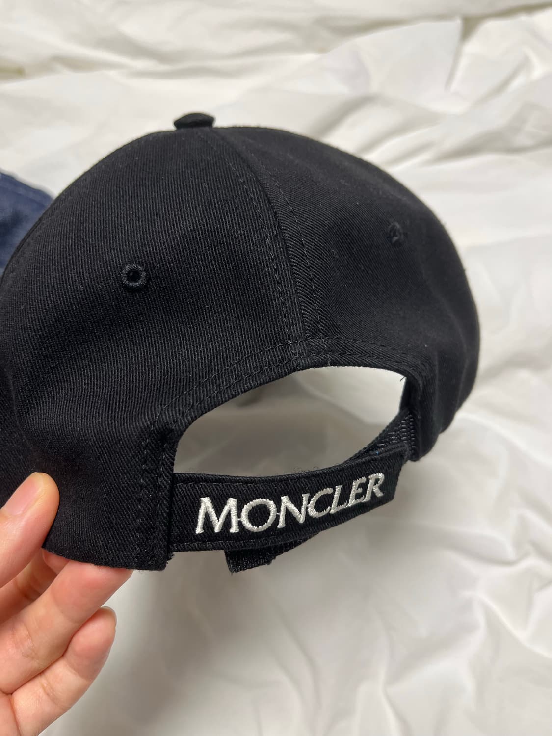몽클레어 볼캡 모자 블랙 상품이미지2