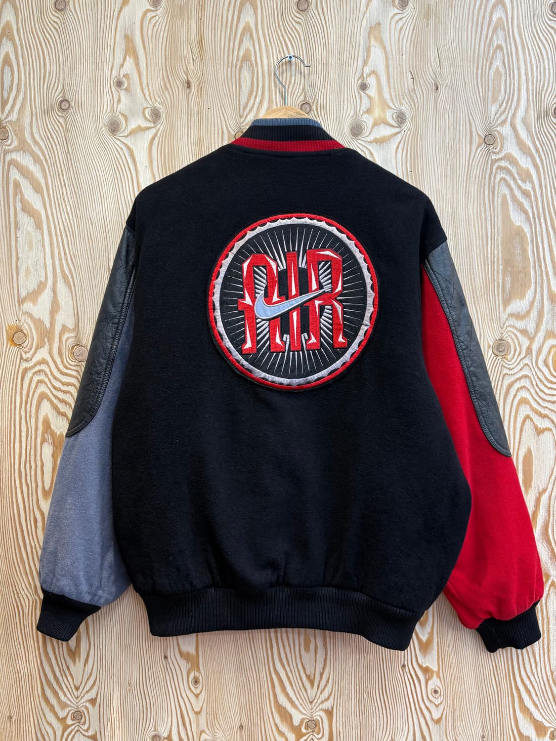 90s 나이키 자수로고 패치 바시티 자켓 상품이미지2