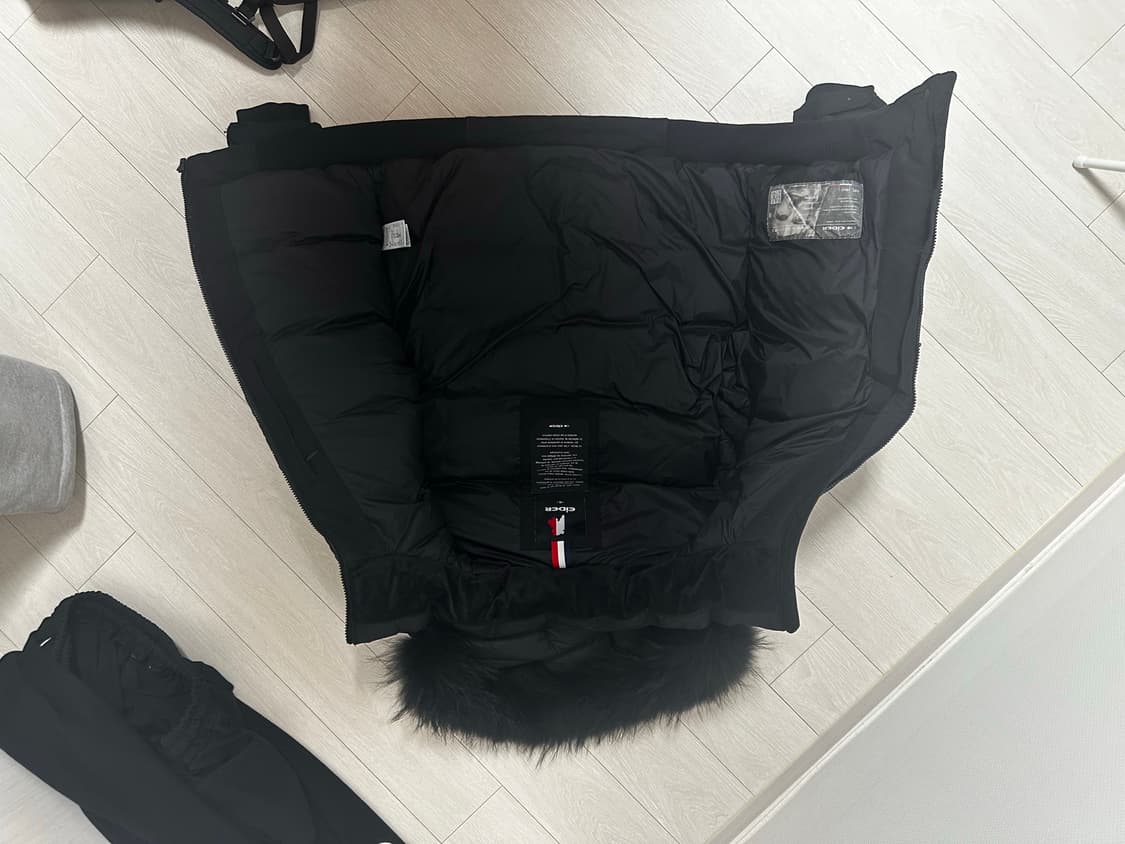 아이더스투키패딩블랙 상품이미지5