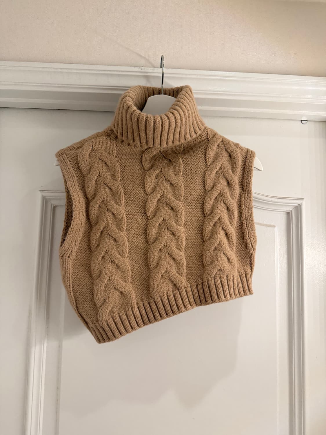 자라 울 니트 크롭 베스트 상품이미지1