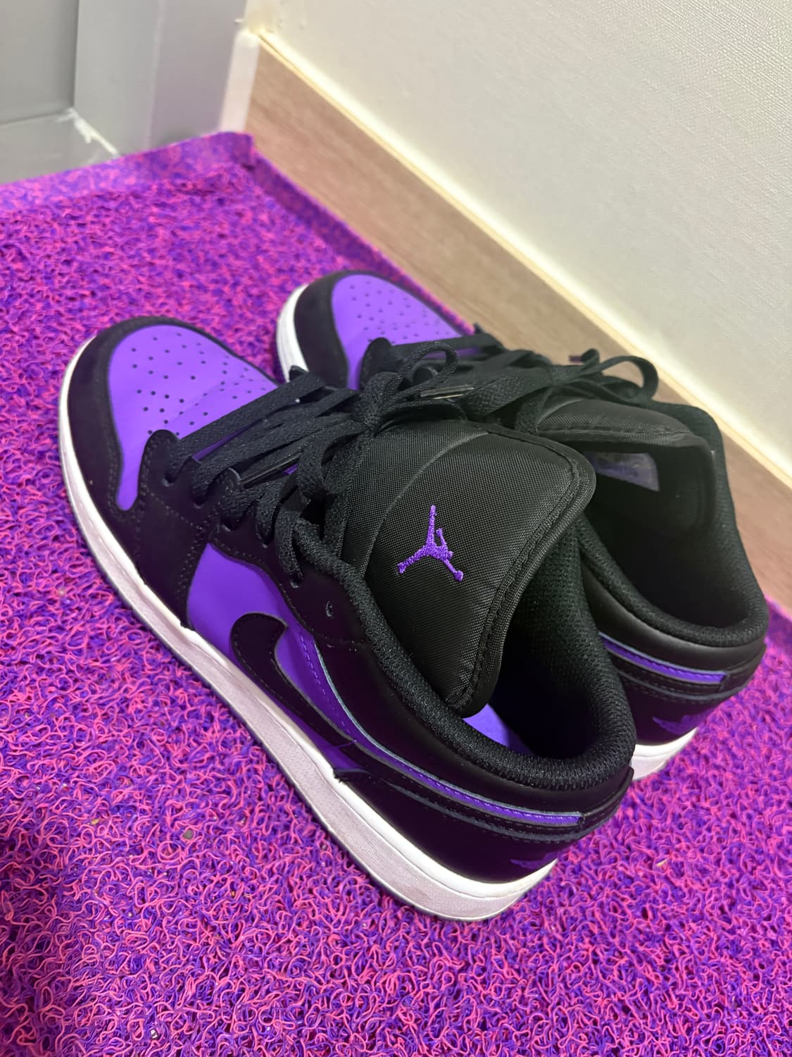 에어조던1 로우 퍼플 베놈 상품이미지2