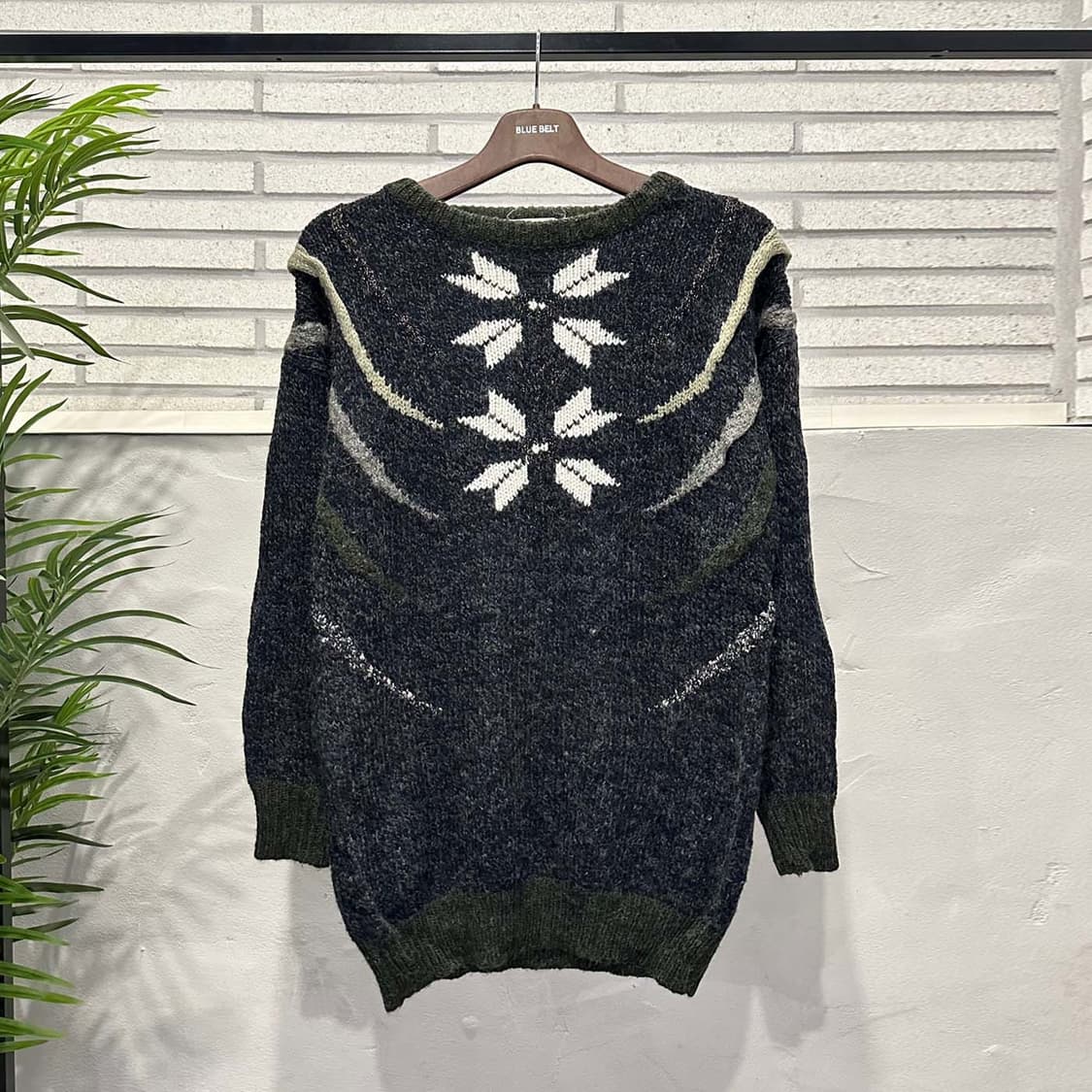 USA VINTAGE 라운드넥 롱 니트 노르딕 눈꽃 패턴 디테일 차콜 상품이미지2