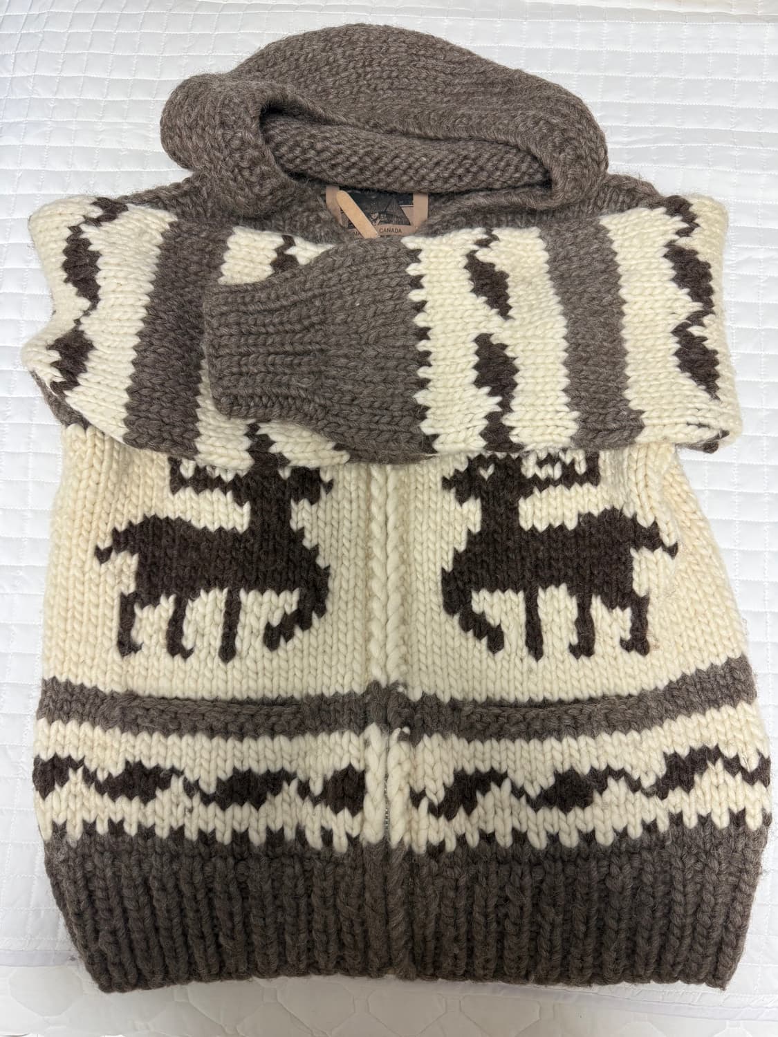 찐 캐나다 브라운 루돌프 후드 코위챤 상품이미지1