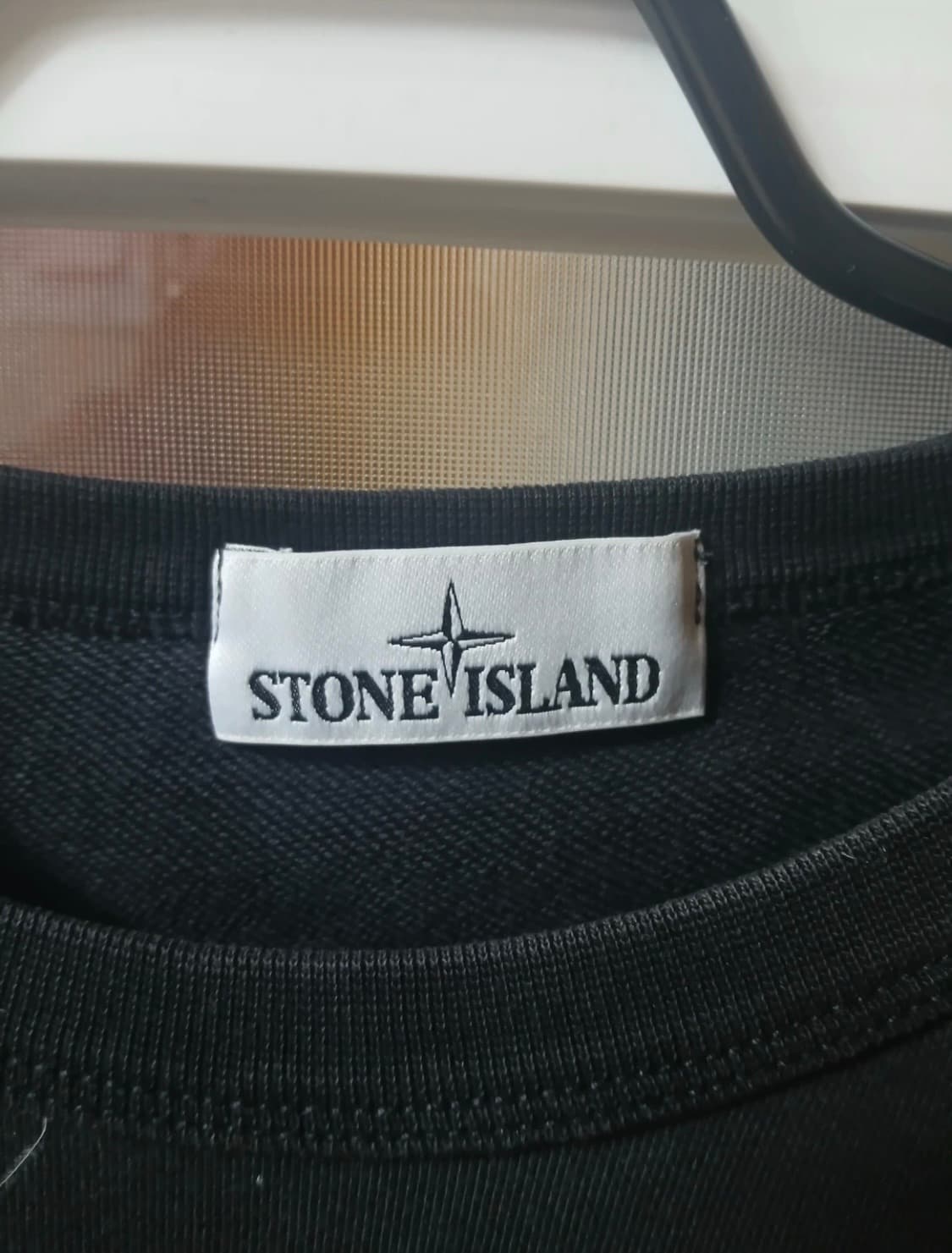 정품 스톤아일랜드 맨투맨 블랙 L 상태 핵좋음 상품이미지3