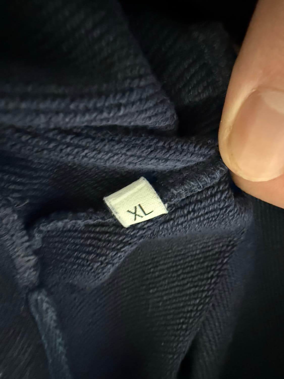 아미 맨투맨 네이비 상품이미지4