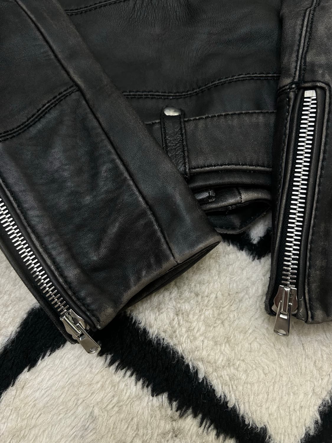 [XS]더 쿠플스 램스킨 가죽 워싱 바이커 자켓/블랙 상품이미지5