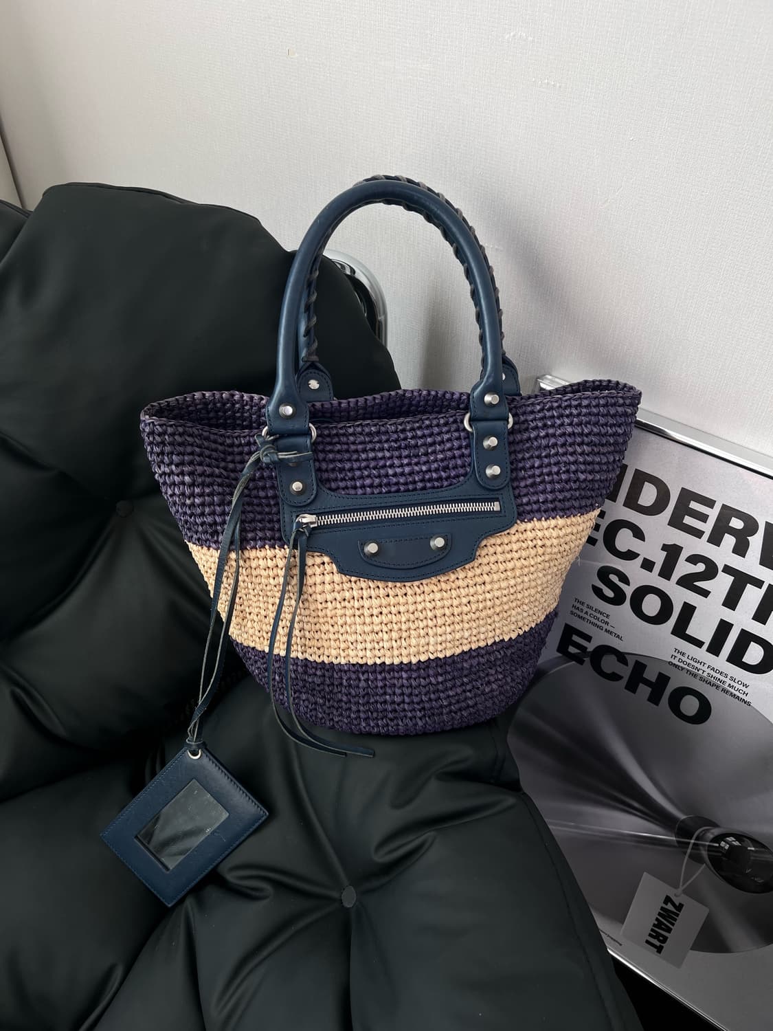 발렌시아가 라피아 파니에 숄더백 상품이미지1