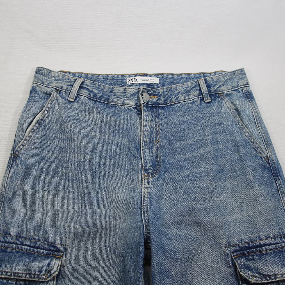 (착용컷) ZARA 데님 카고 팬츠 (남성용 34) 상품이미지4