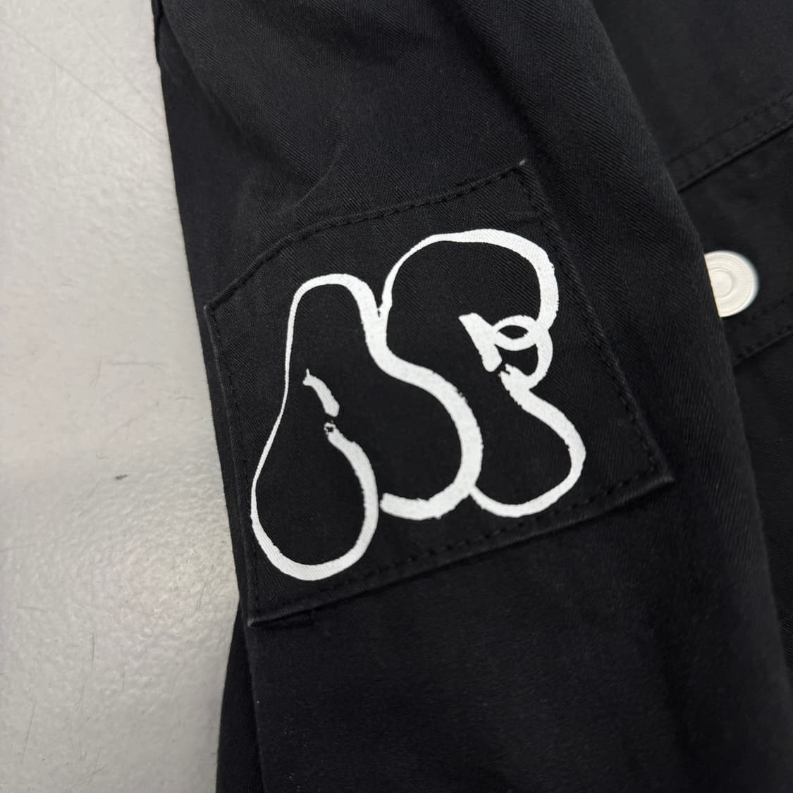 디스이즈네버댓 흑청 데님 트러커 자켓 상품이미지4