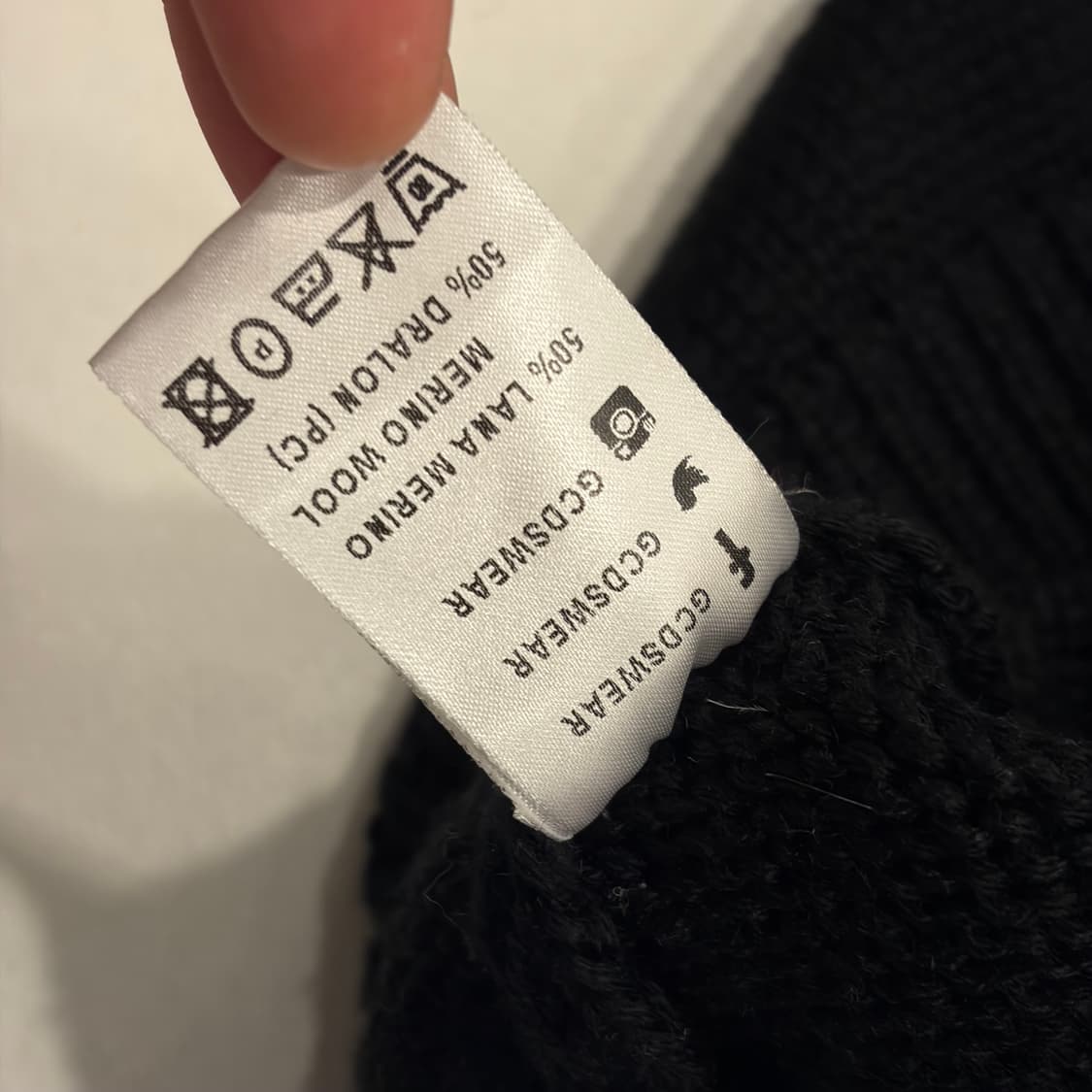 [L] GCDS 블랙/레드 로고 니트 스웨터 B579 상품이미지8